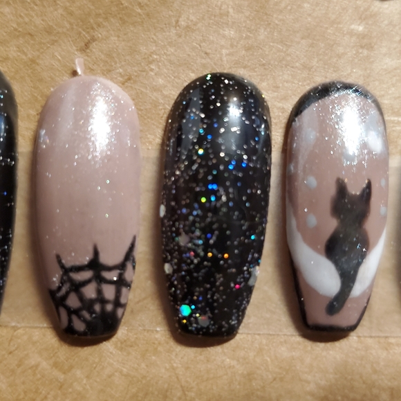 Halloween Glam Bam - Picture 3 of 3